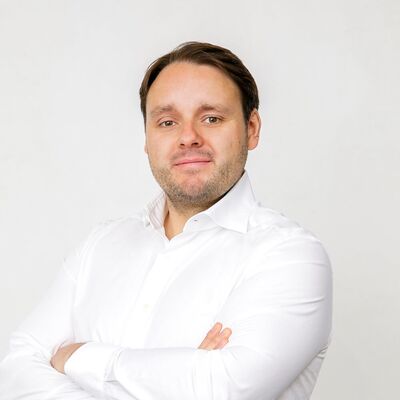 Robert Hellwig-Lenuck (Geschäftsführer der Pott Brüniertechnik GmbH)